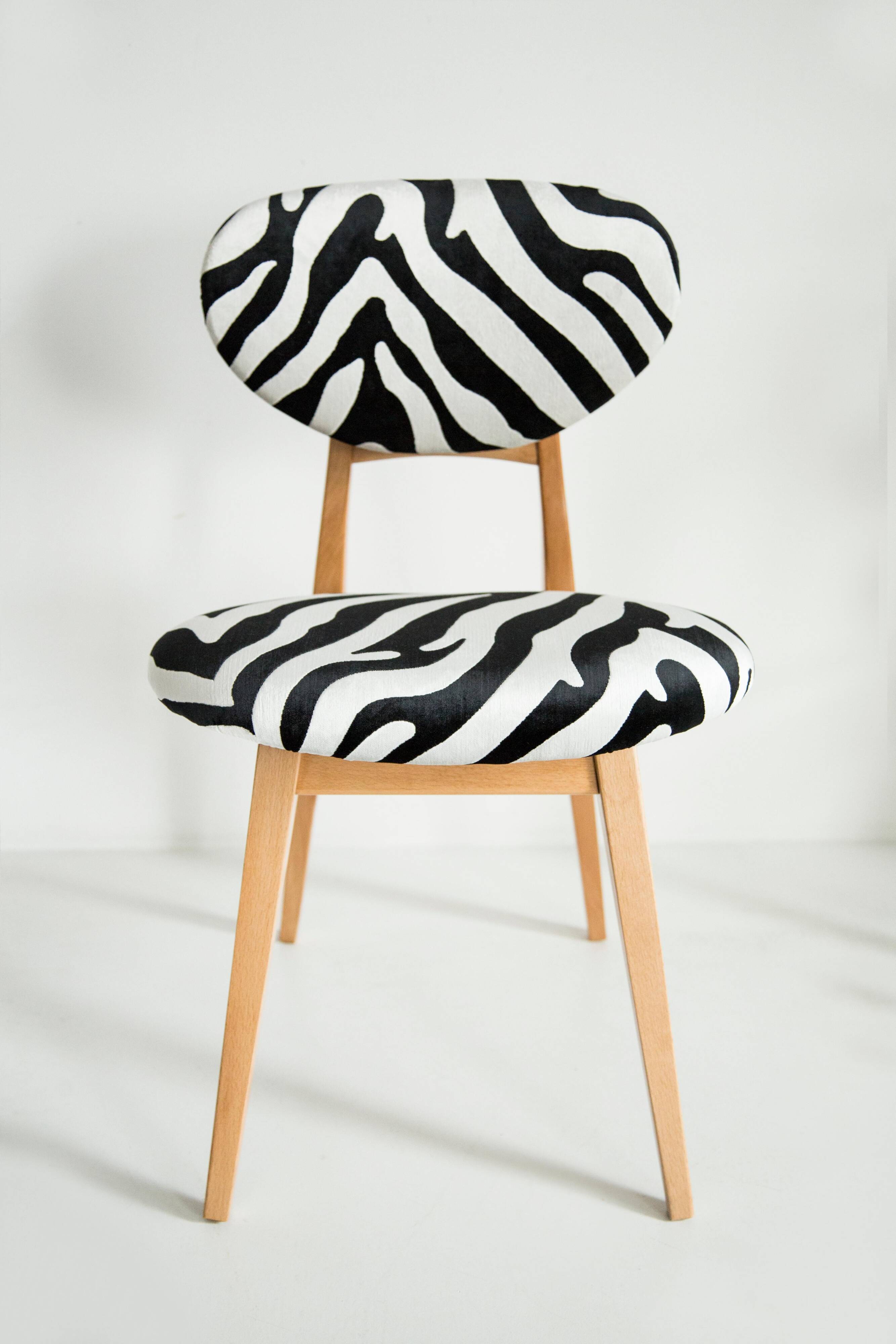 Chaise Zèbre Mid-Century Type 200/128 par J. Kedziorek