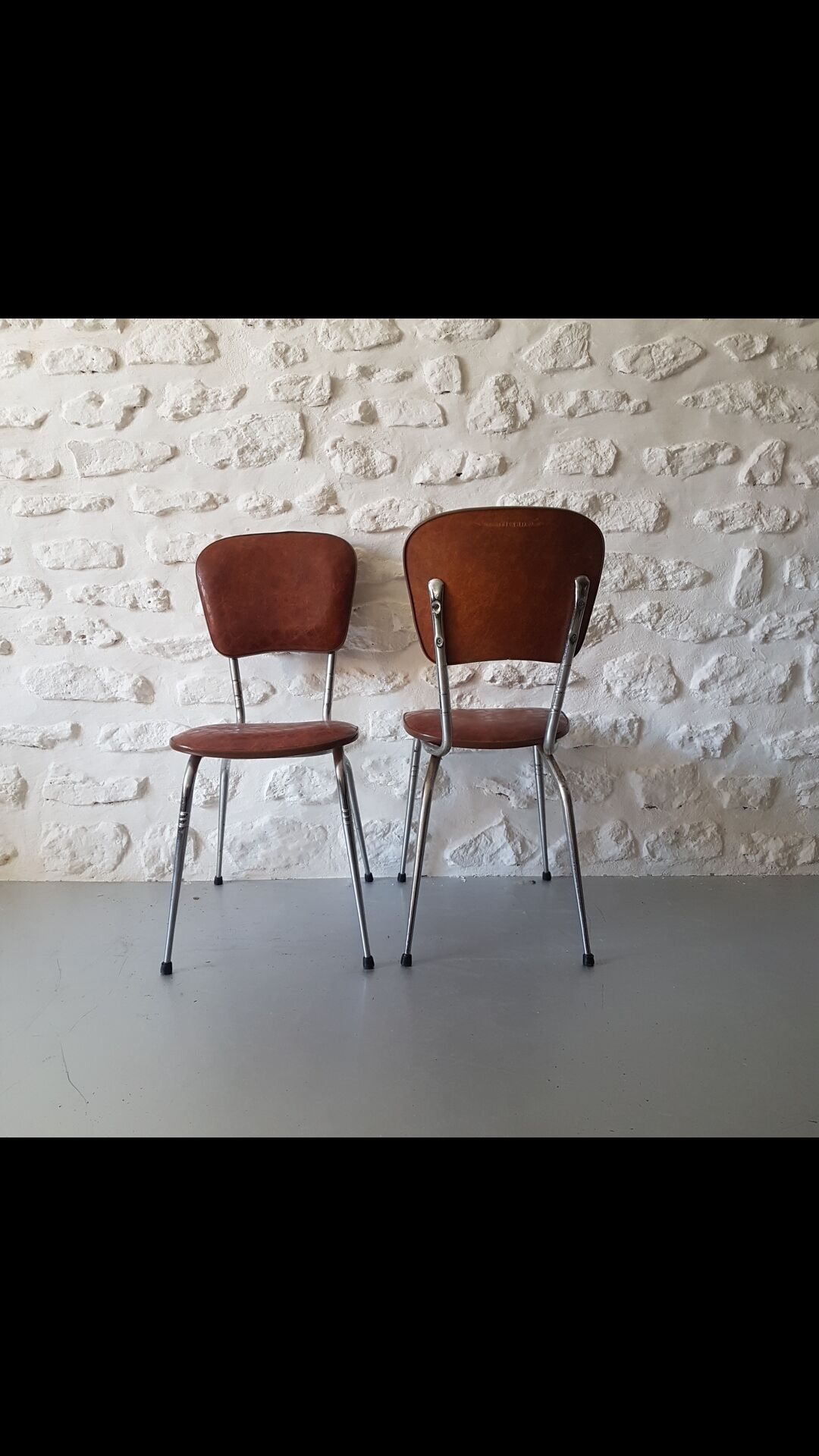 Paire de chaise vintage skaï imitation croco
