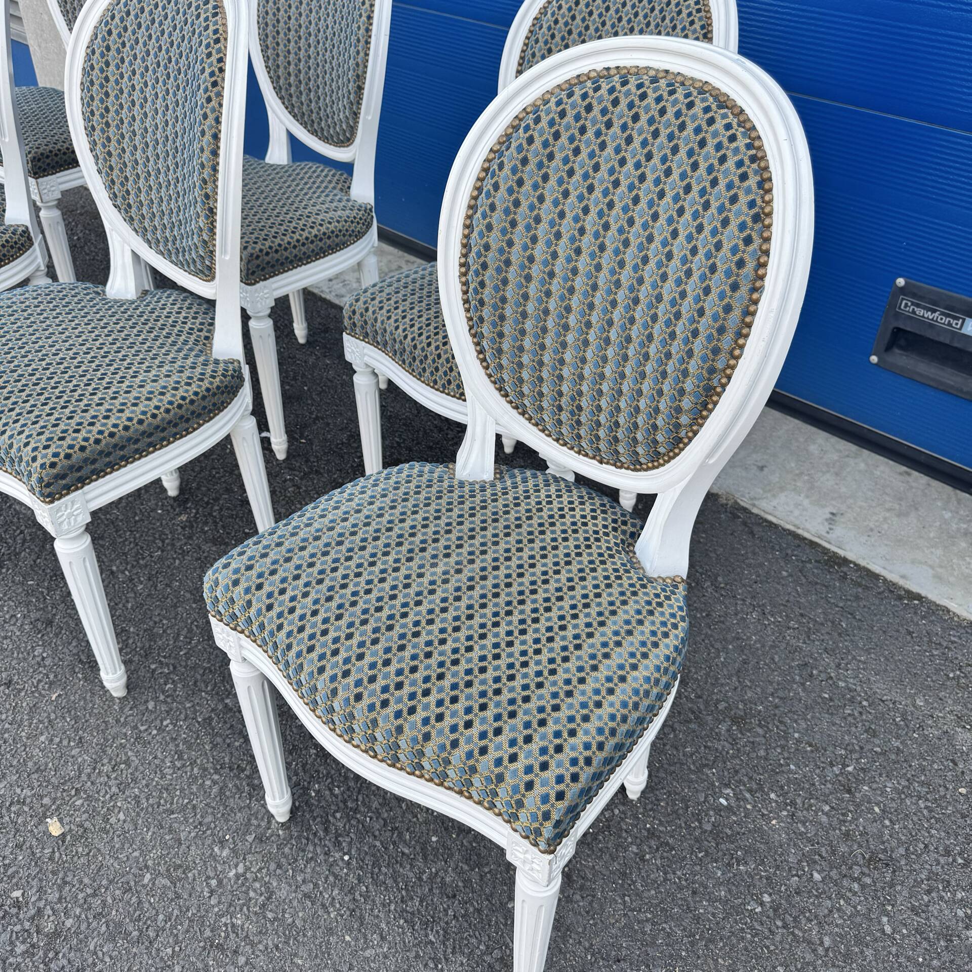 Set of 6 Louis XVI style Medallion chairs