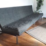 Parallel bar sofa by Florence Knoll for Knoll International 1960