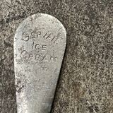 antique mustard pot in blown glass and silver-plated metal EPNS late 19th century