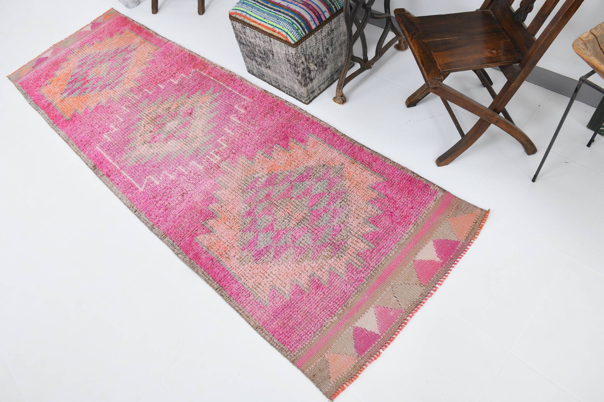 3x10 Oriental Pink Wool Turkish Runner Rug, 89x295Cm SK 18196