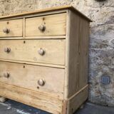 English chest of drawers