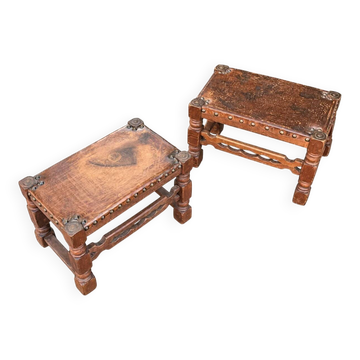 2 x repose-pieds espagnols / bois cuir / style médiéval / années 1920