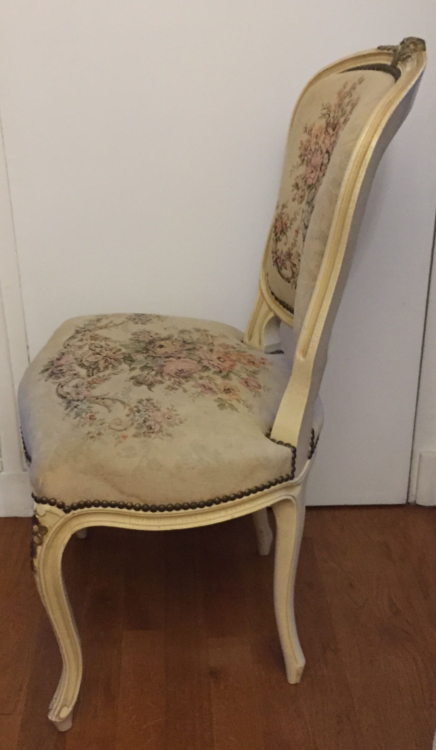 Louis XV chair