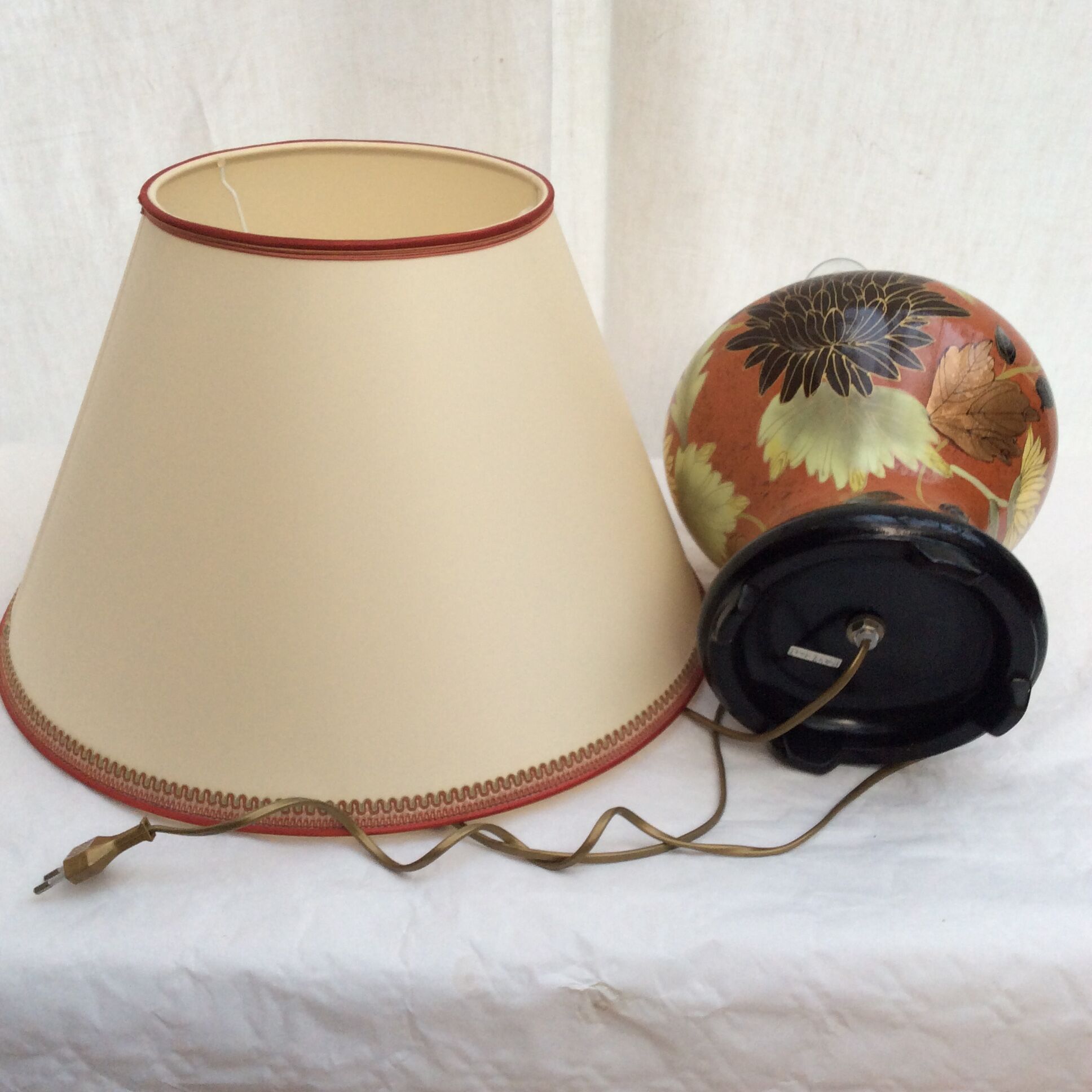 Ceramic table lamp with lampshade contemporary French manufacture dimension: H-60xD25cm-