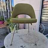 Knoll conference chair designed by Eero Saarinen