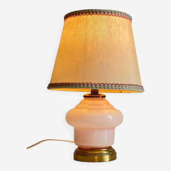 Lampe vintage en opaline rose