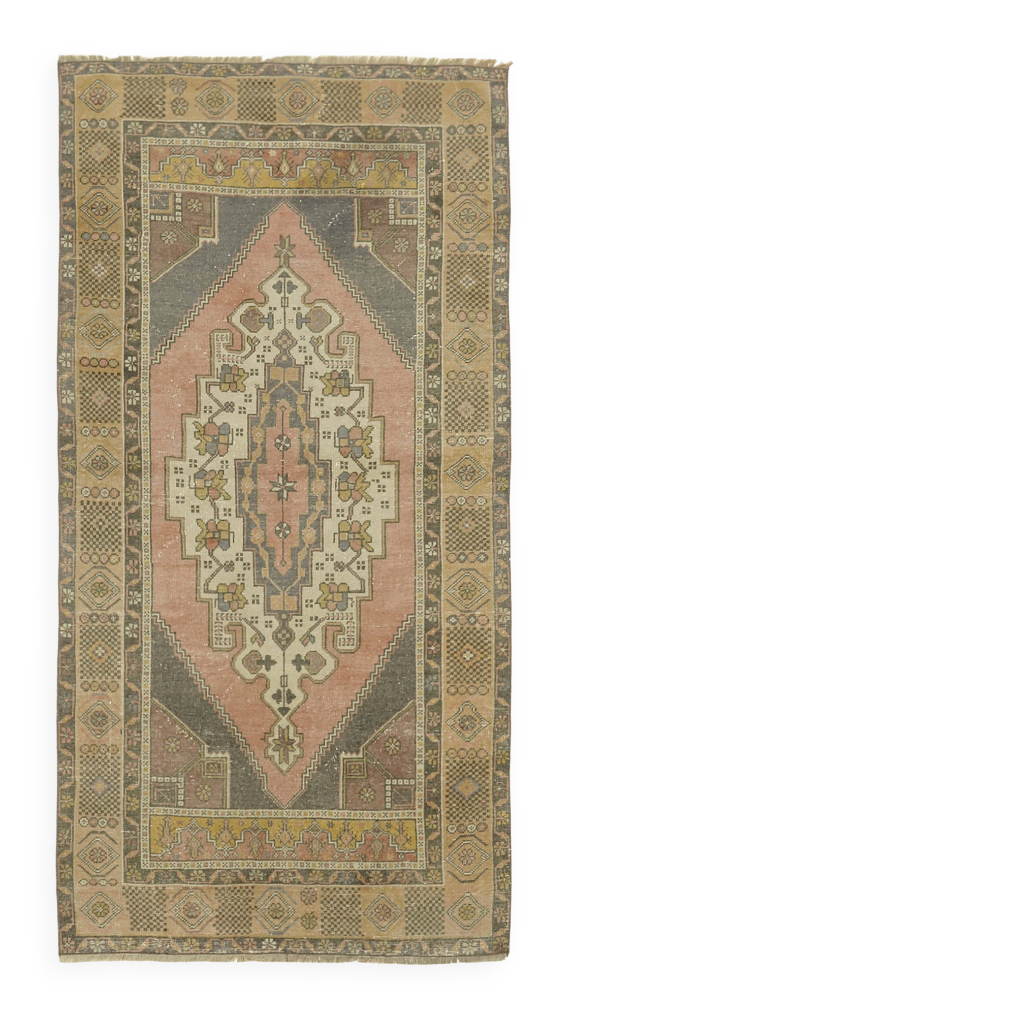 Turkish Vintage Anatolian Rug 122 cm x 243 cm