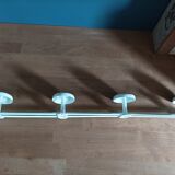 Patinated coat rack 4 hooks patinated metal white deco dp 03231147