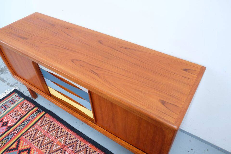 Buffet vintage danois HP Hansen en teck, années 60-70.