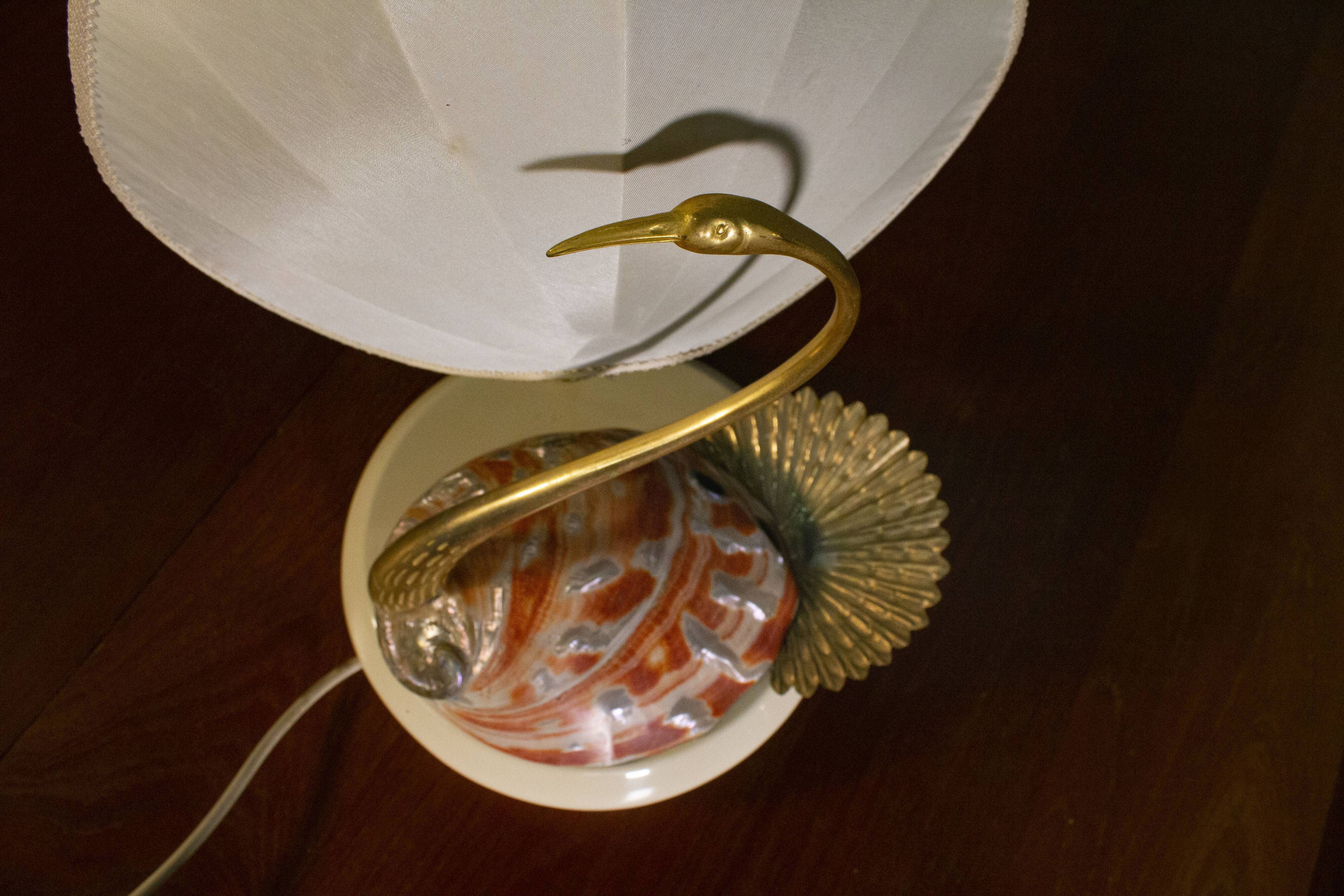 Table lamp, Cigno, made of steel and Nautilus shells, by Antonio Pavi