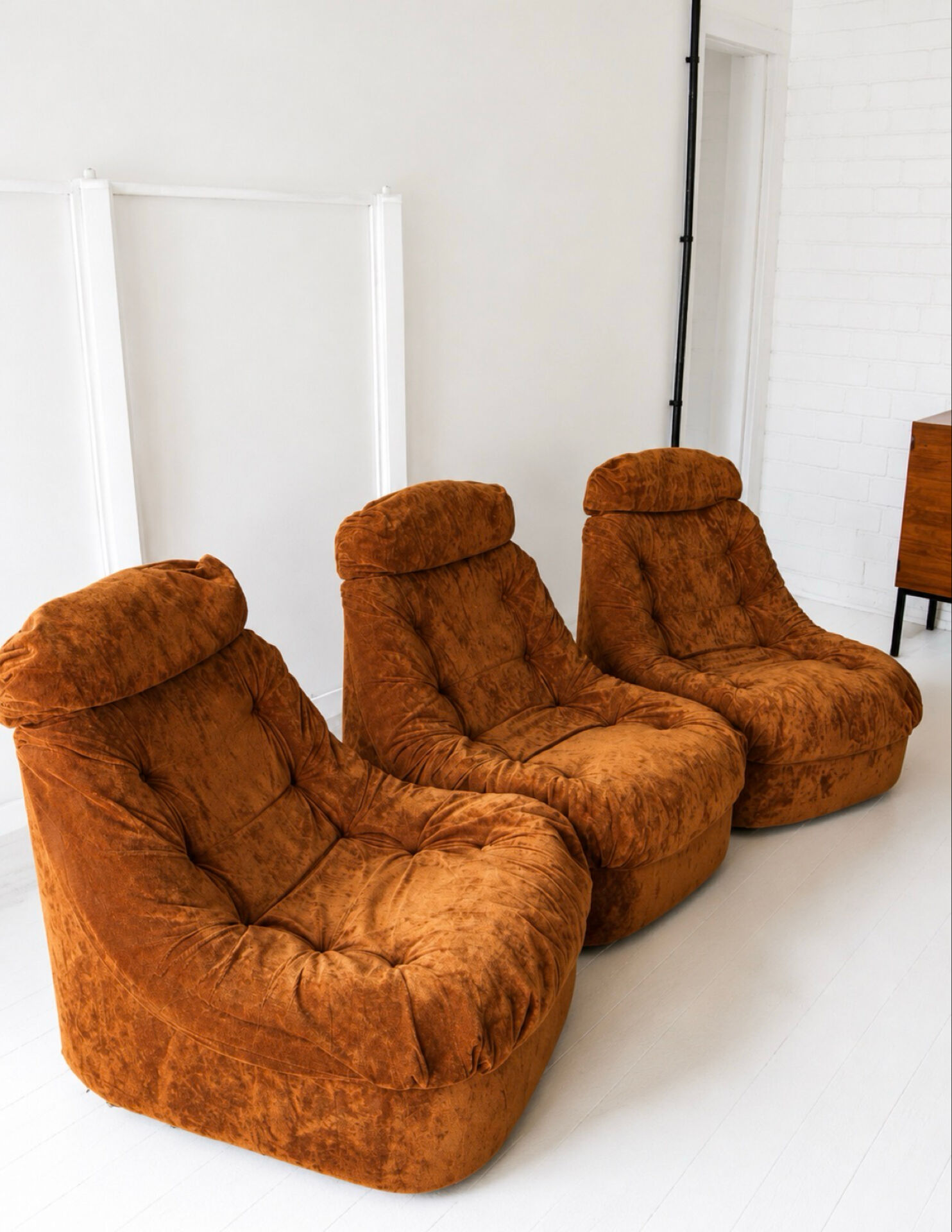 Vintage modular lounge chair trio in cognac velvet - Years