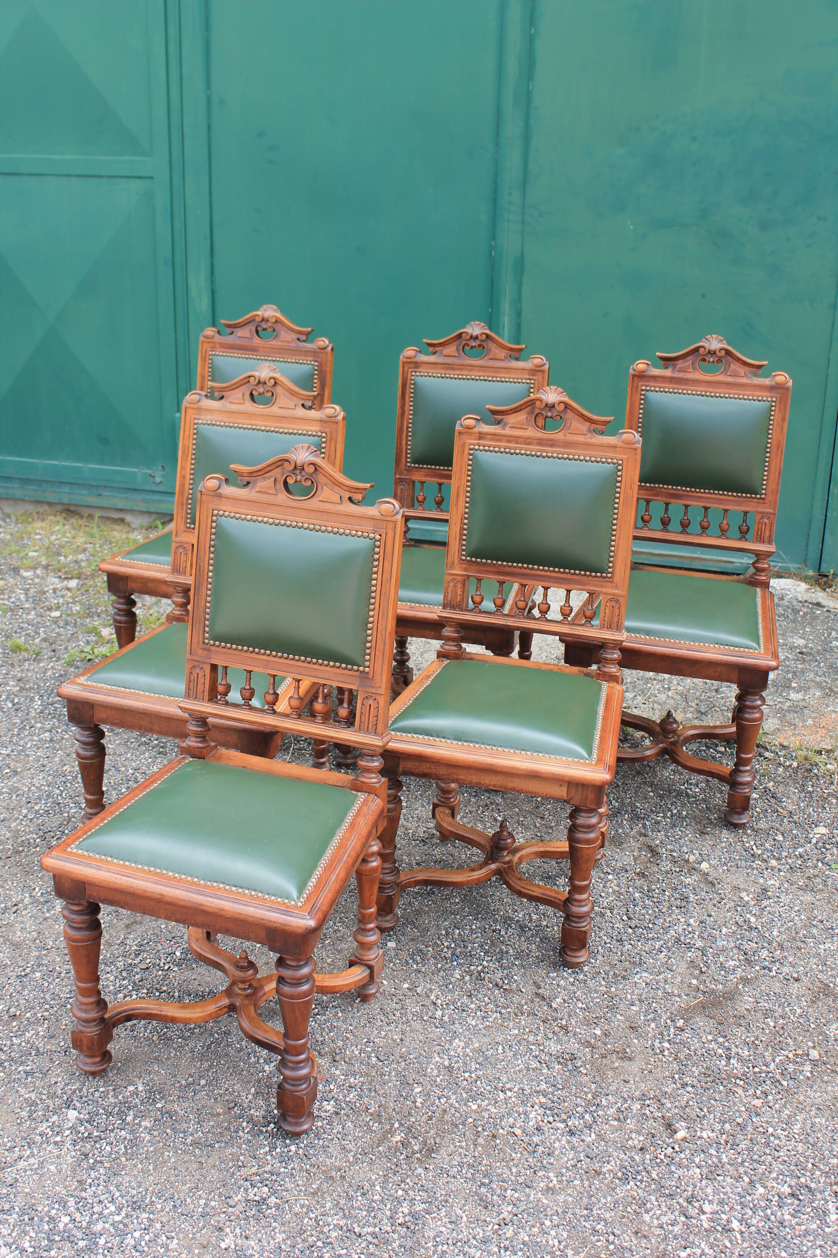 Set of 6 walnut chairs