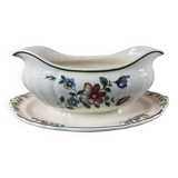 Villeroy Boch sauce boat with its frame