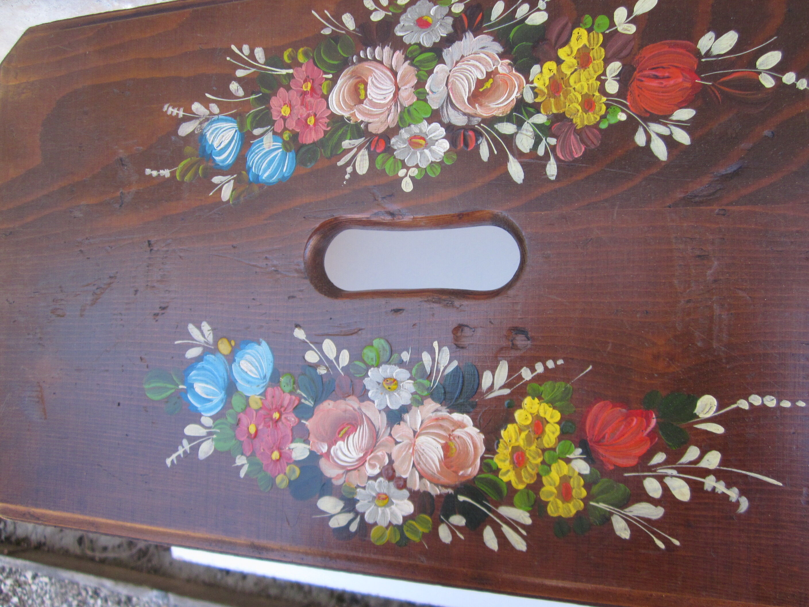 Wooden bench step foot with painted decoration