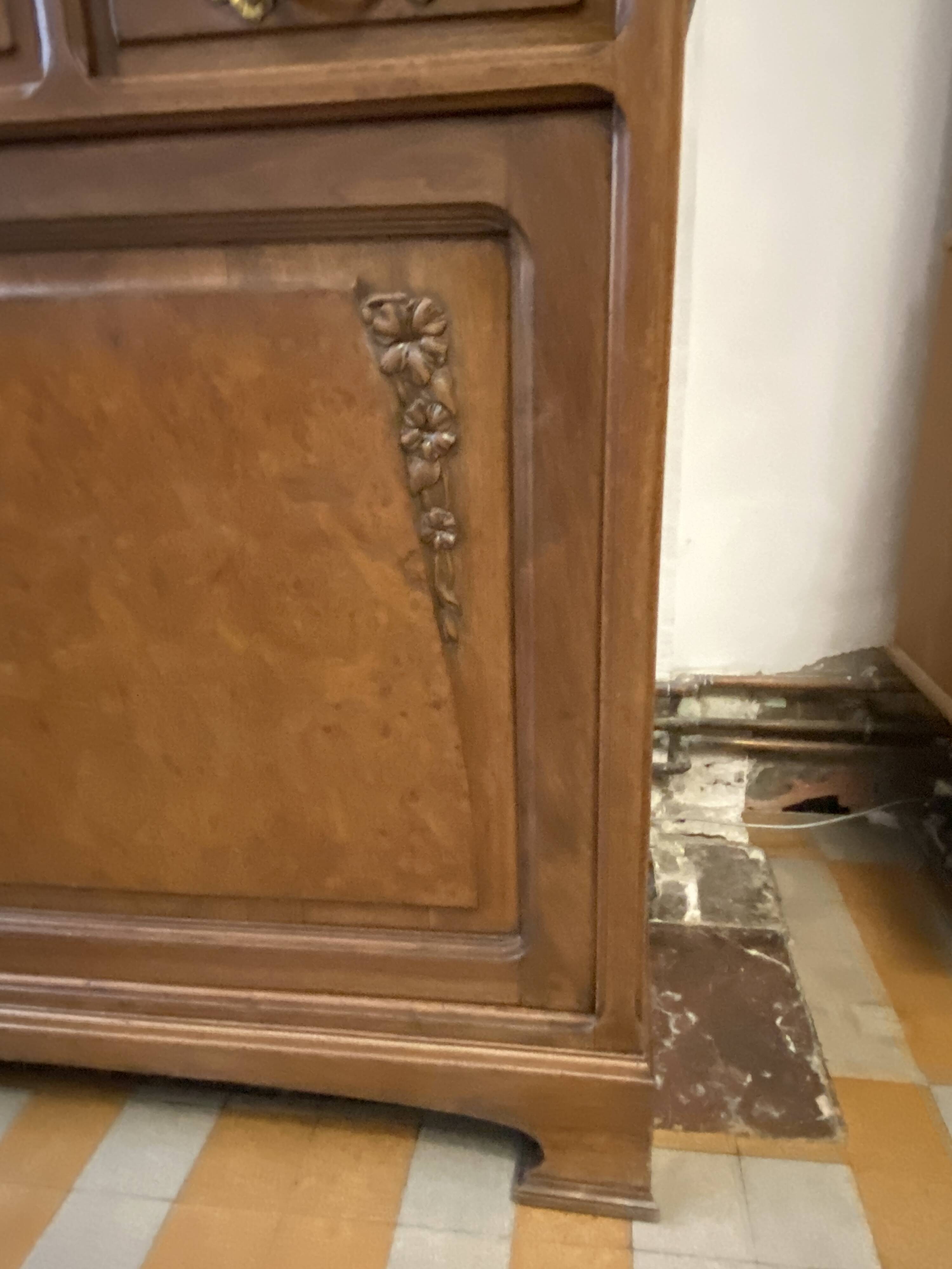 Mahogany china cabinet