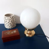 Lampe globe opaline