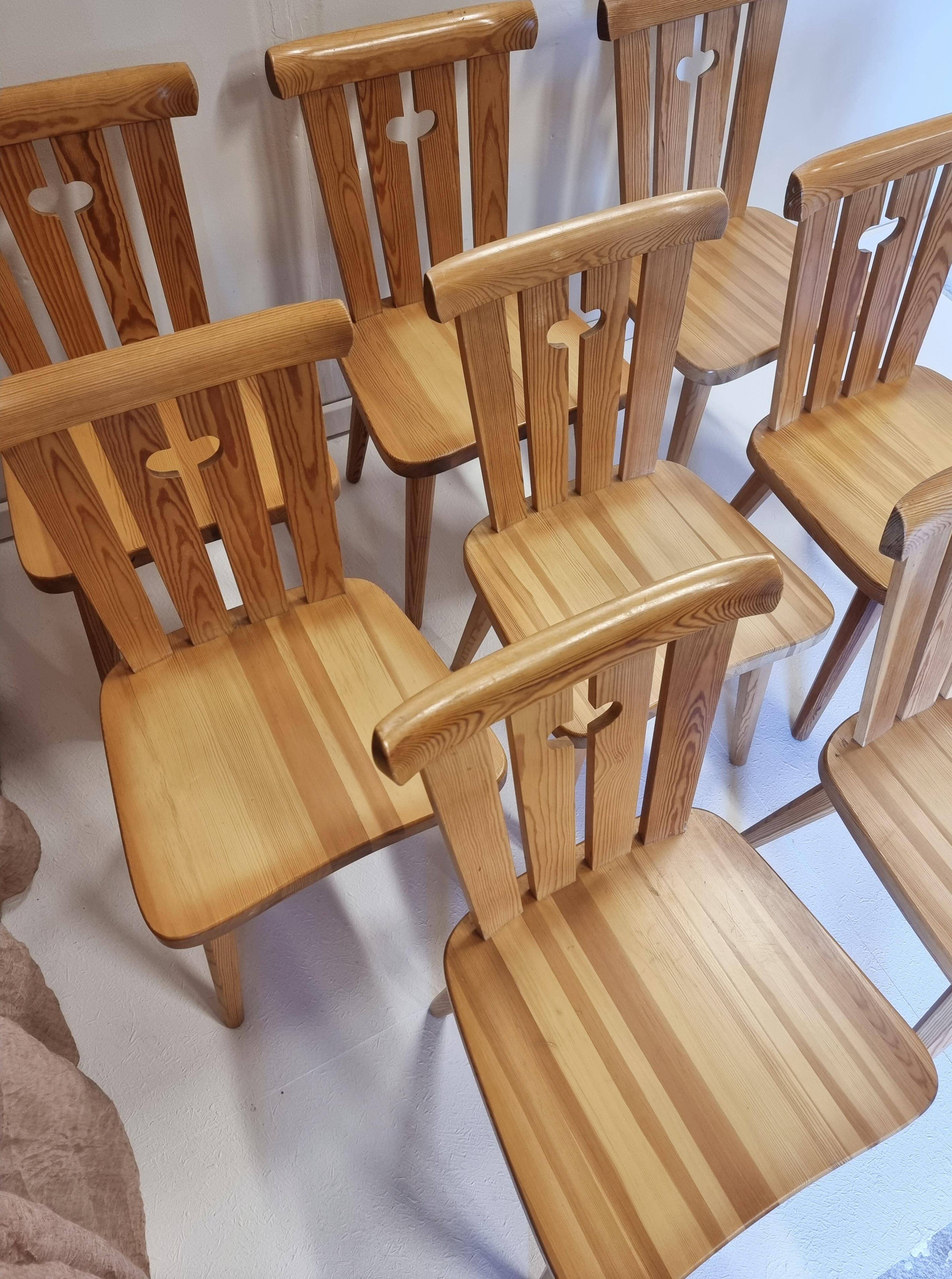 Göran Malmvall, Ensemble '8' with pine chairs, Sportstugemöbler / Scandinavian Modernity