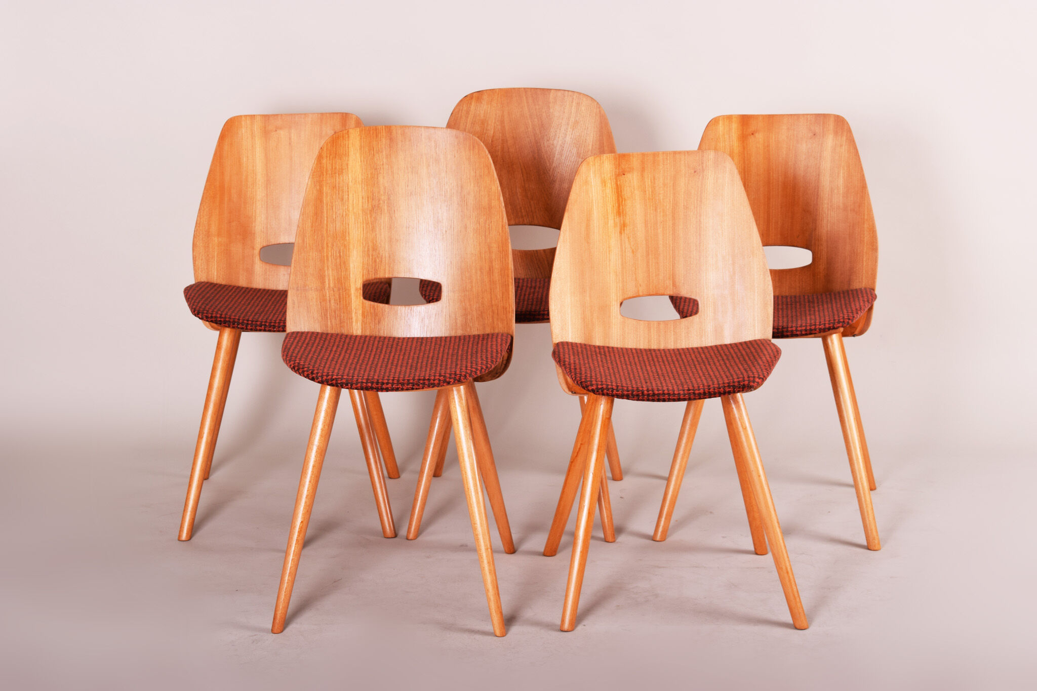 5 Czech Mid Century dining chairs, made 1950s by Tatra Nábytok. Jirák
