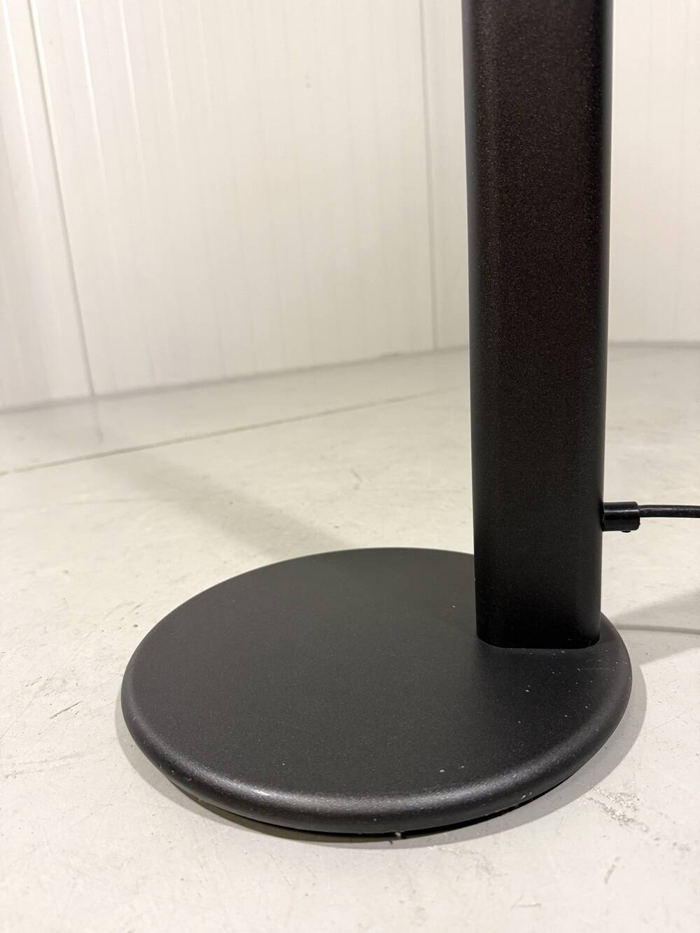 Arelux Milano minimalist floor lamp 1980’s