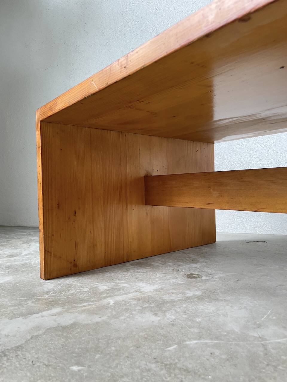 Maison Regain pine coffee table