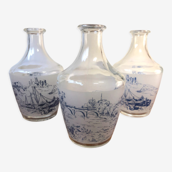 Vintage glass decanters 1970 toile de jouy pattern