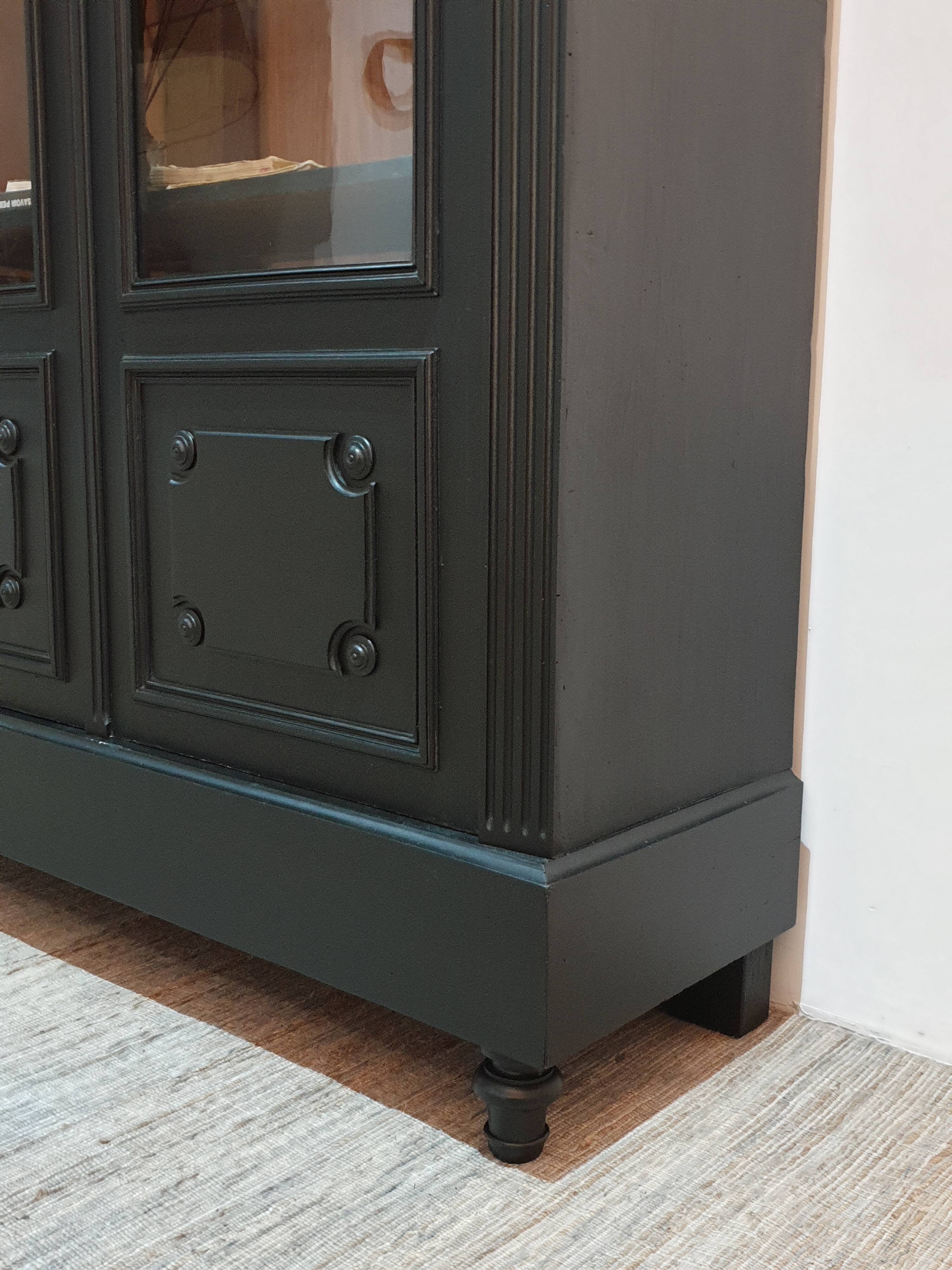 Showcase library cabinet of curiosities black Napoleon III