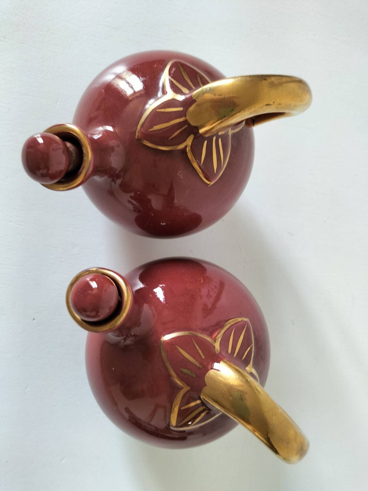 Two small pouring bottles Röd Rubin