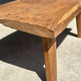 table basse en teck blond quadripode