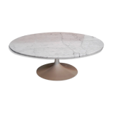 Tulip coffee table by Eero Saarinen for Knoll International