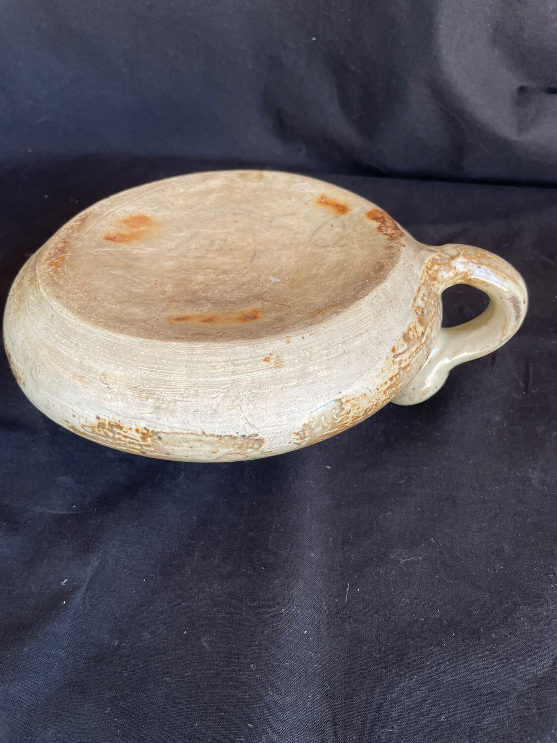 Bouillotte en terre cuite à demivernissée
