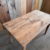 Farm table