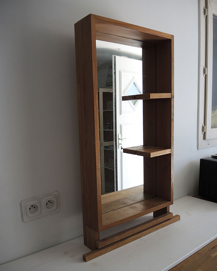 Ancien grand miroir de salle de bains en bois massif