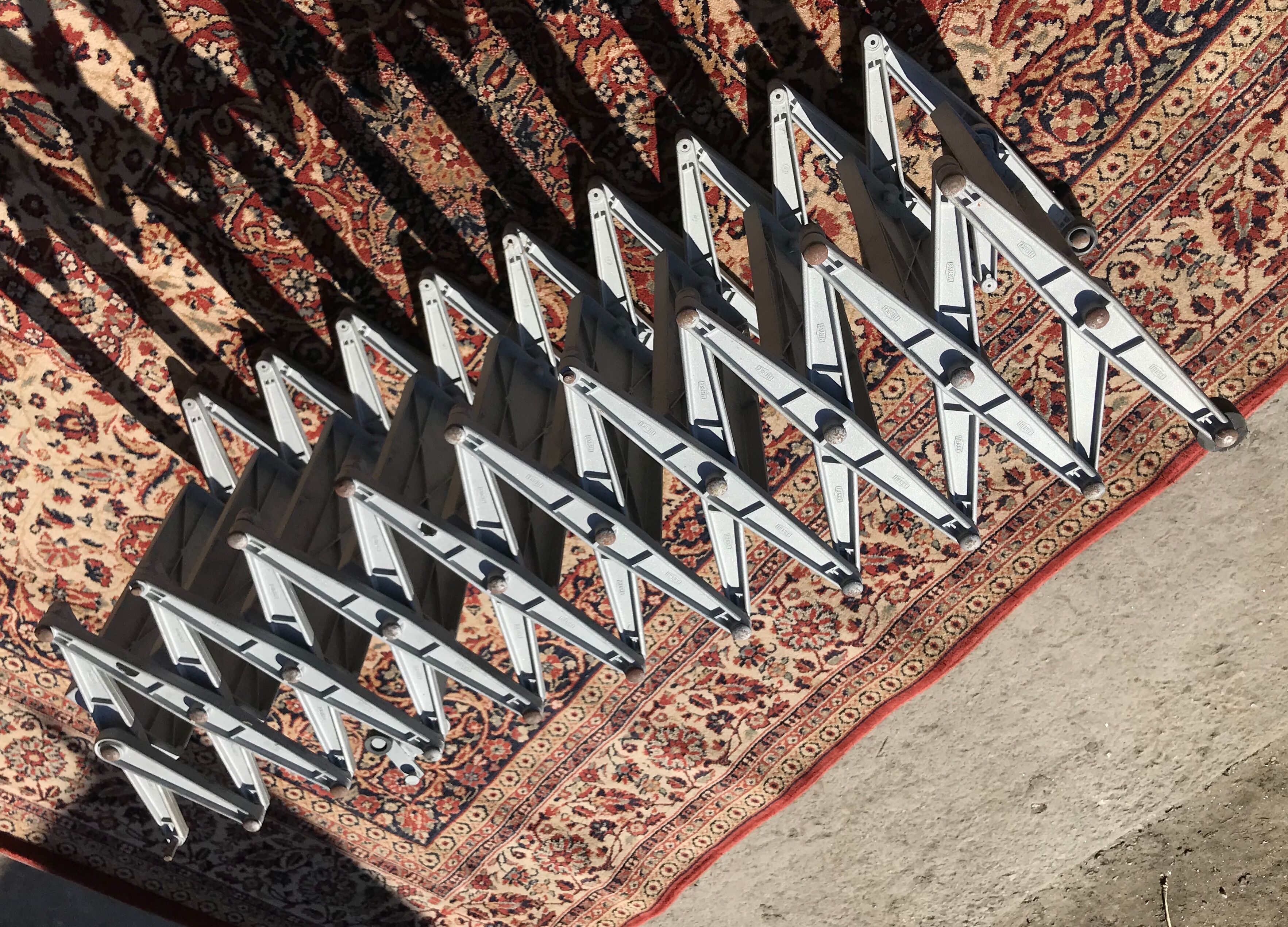 Henke accordion staircase