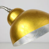 Lampe de table en or du milieu du siècle, années 1960