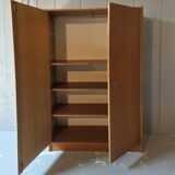 Armoire vintage