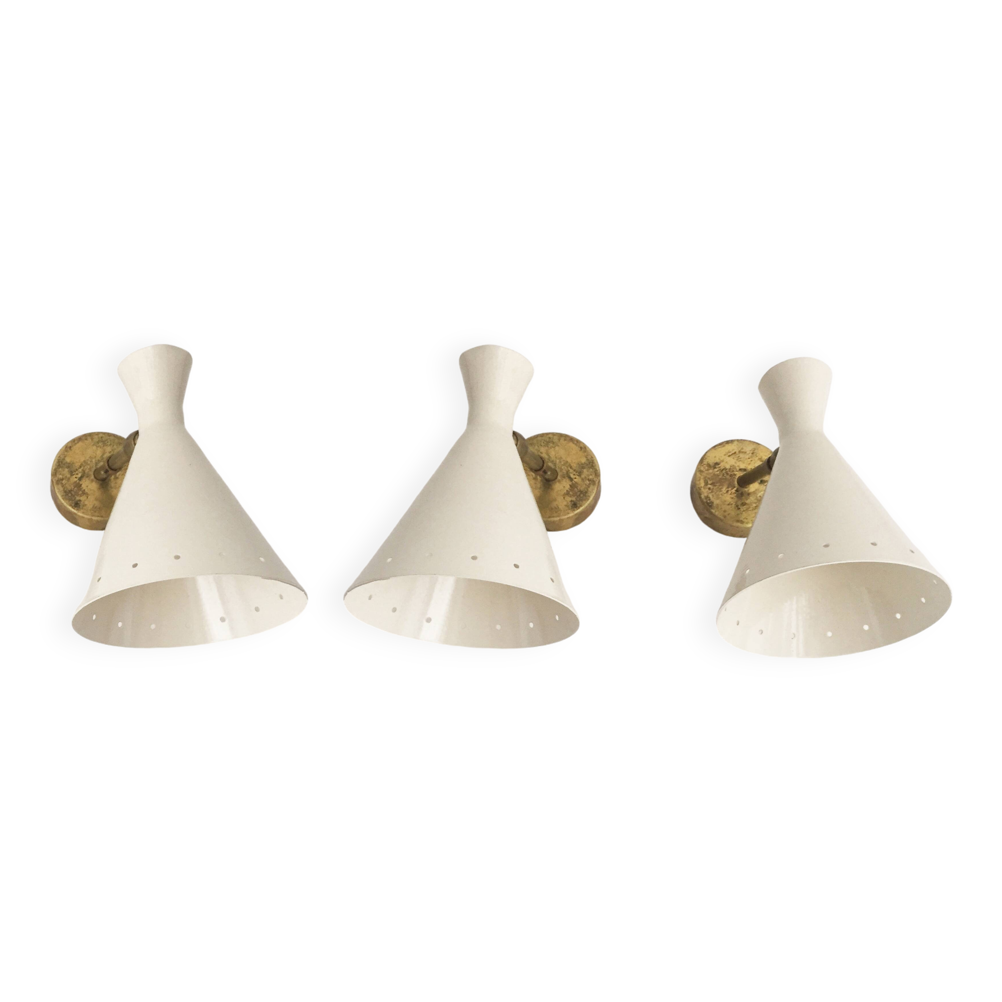 Set of three Italian wall lights in brass and lacquered iron, 1950s design