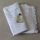 Drap ancien en lin brodé début XXe