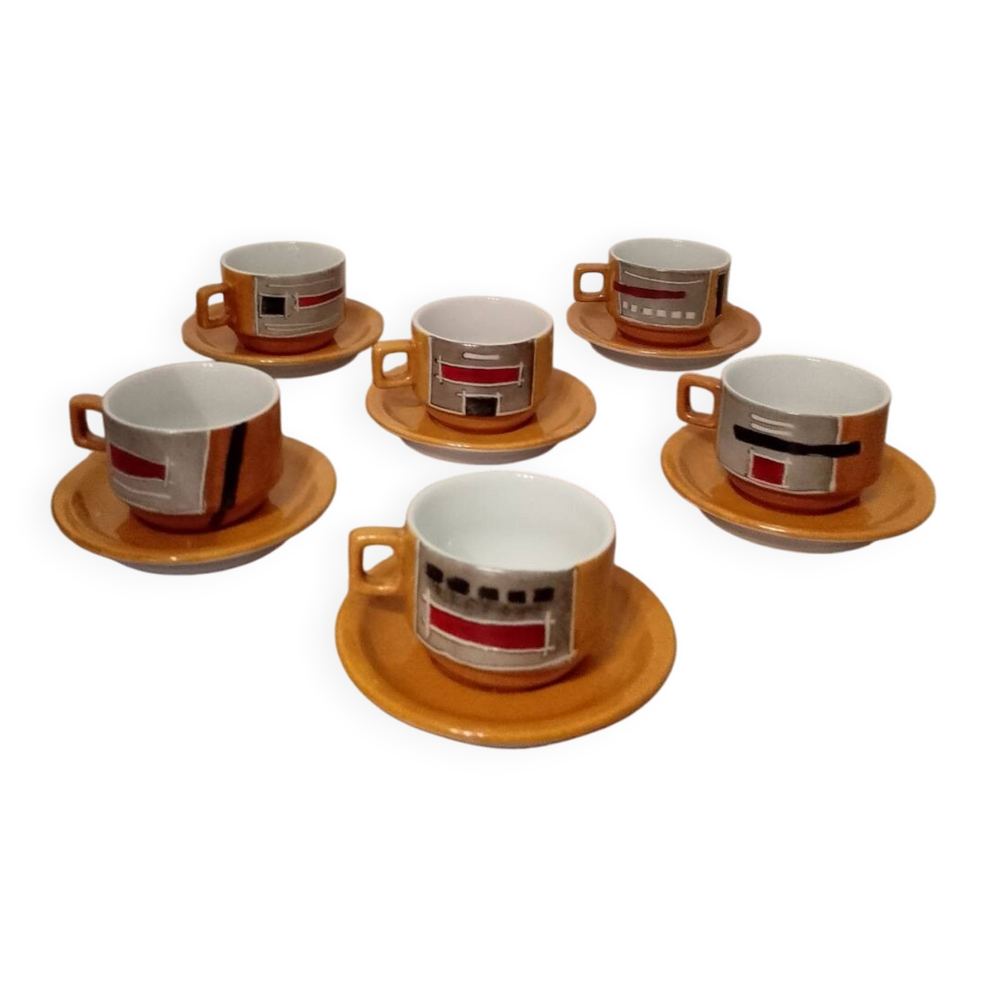 Service of porcelain espresso by Schmidt designer RM plates Brazil.