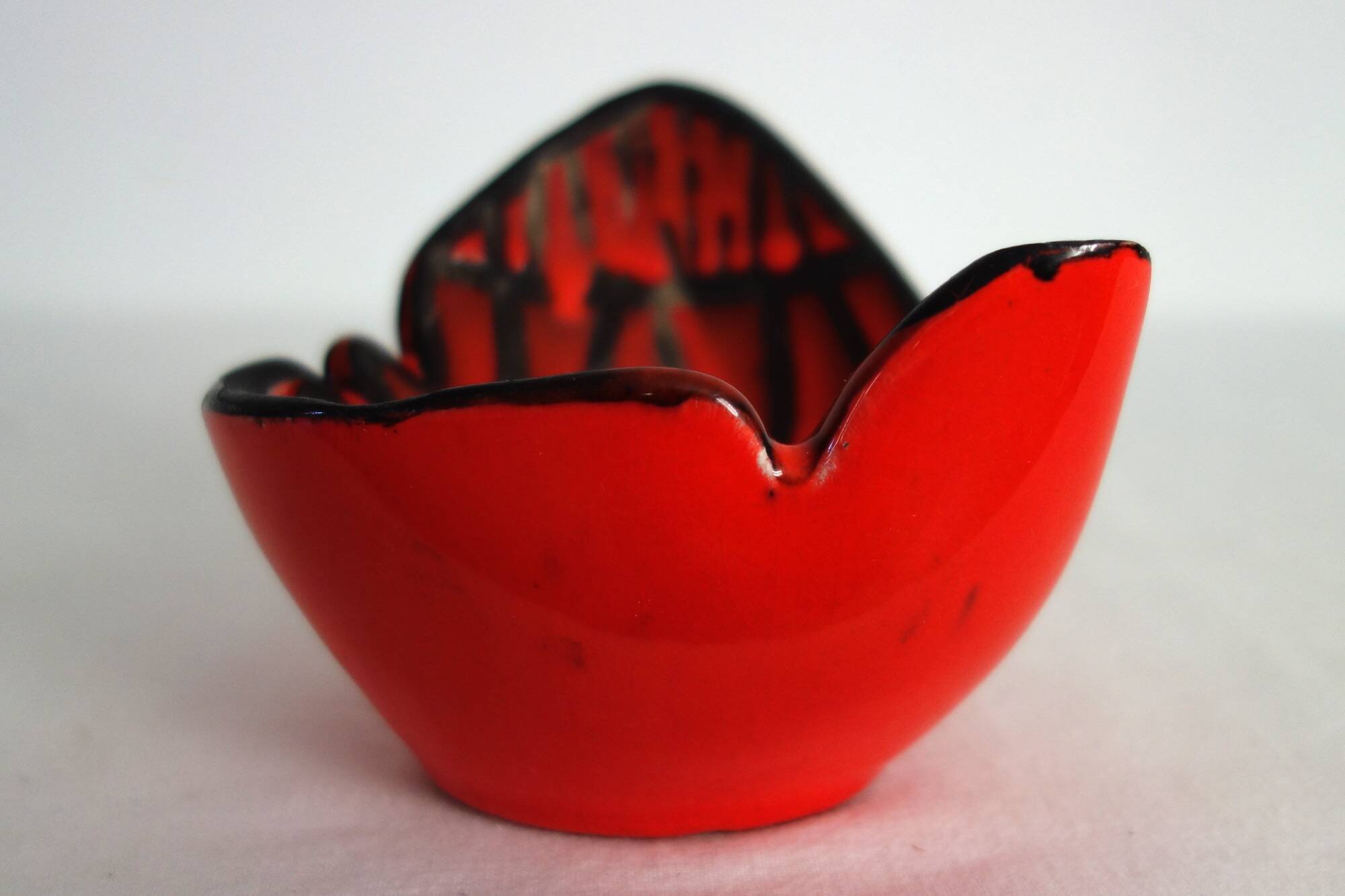 Roger Capron ceramic empty pocket, Vallauris circa 1955