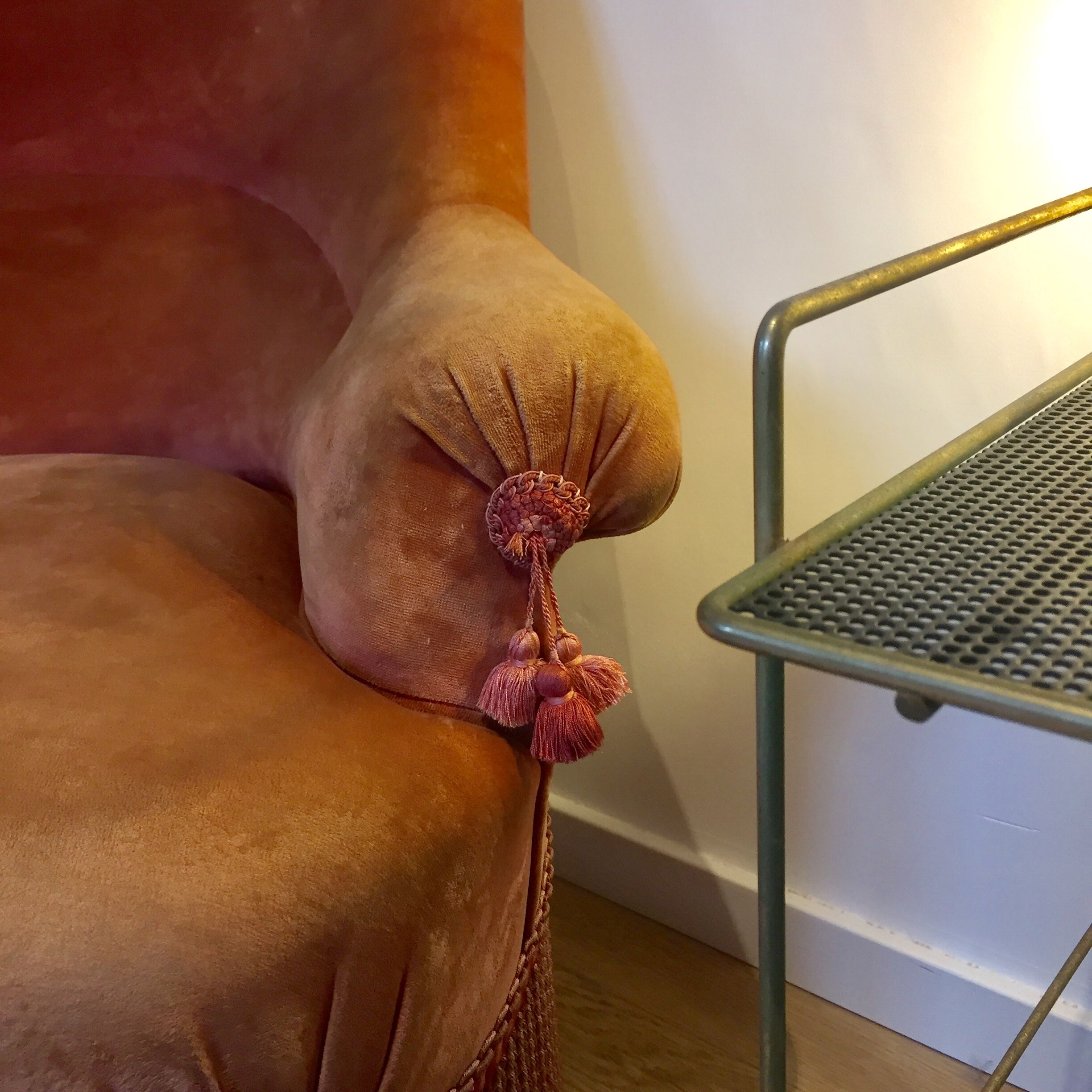 Vintage toad armchair