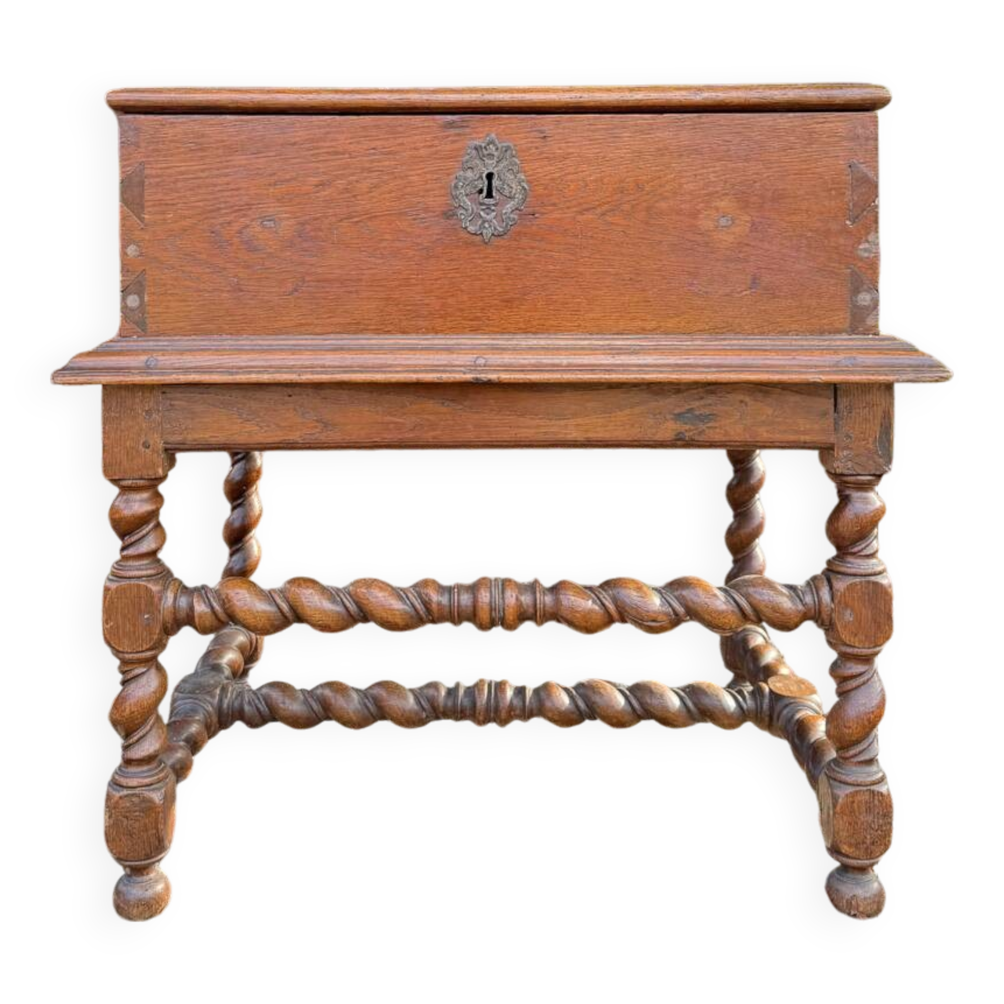 Wedding Chest and its Twisted Base in Oak 17th Century