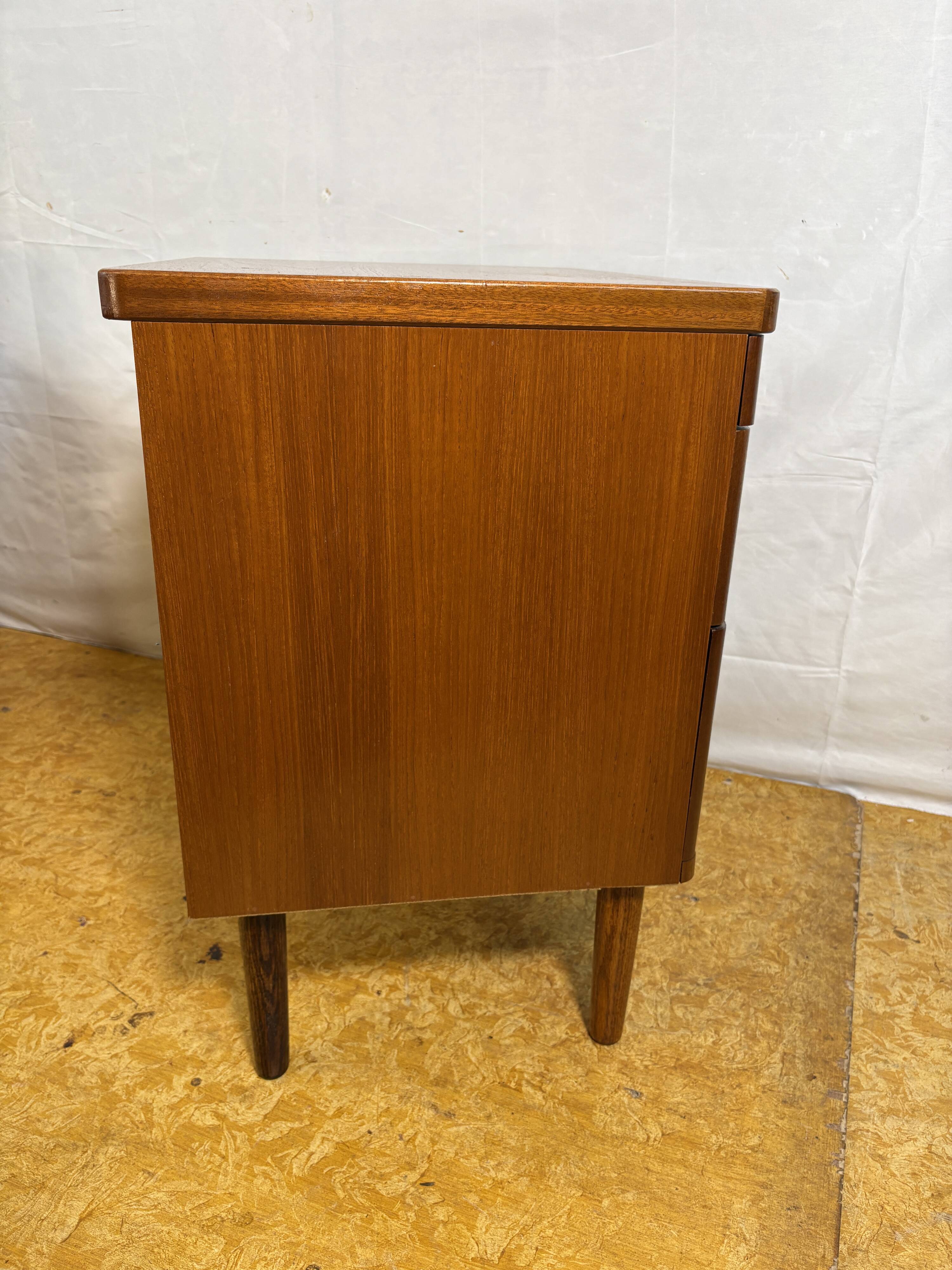 Pair of teak bedside tables by Stag, 1960-1970