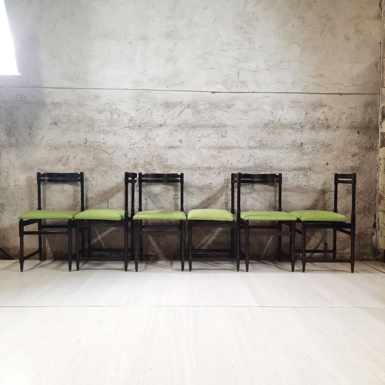 Six 50's chairs - varnished wood