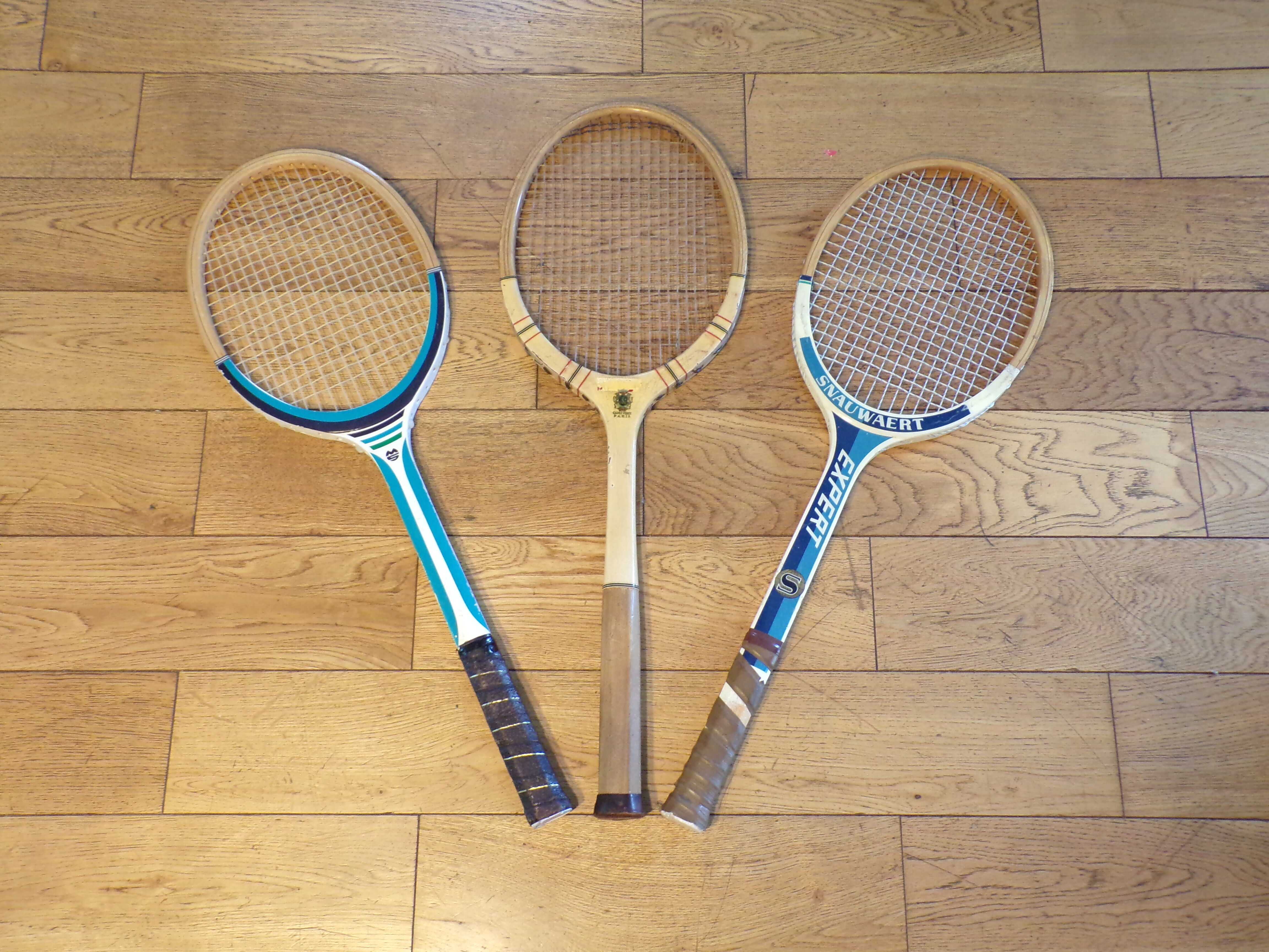 Lot 3 vintage wooden tennis rackets