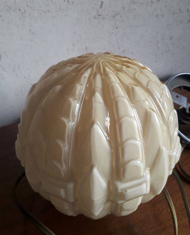 Authentic 20th-century Art Deco globe lamp in coloured glass.