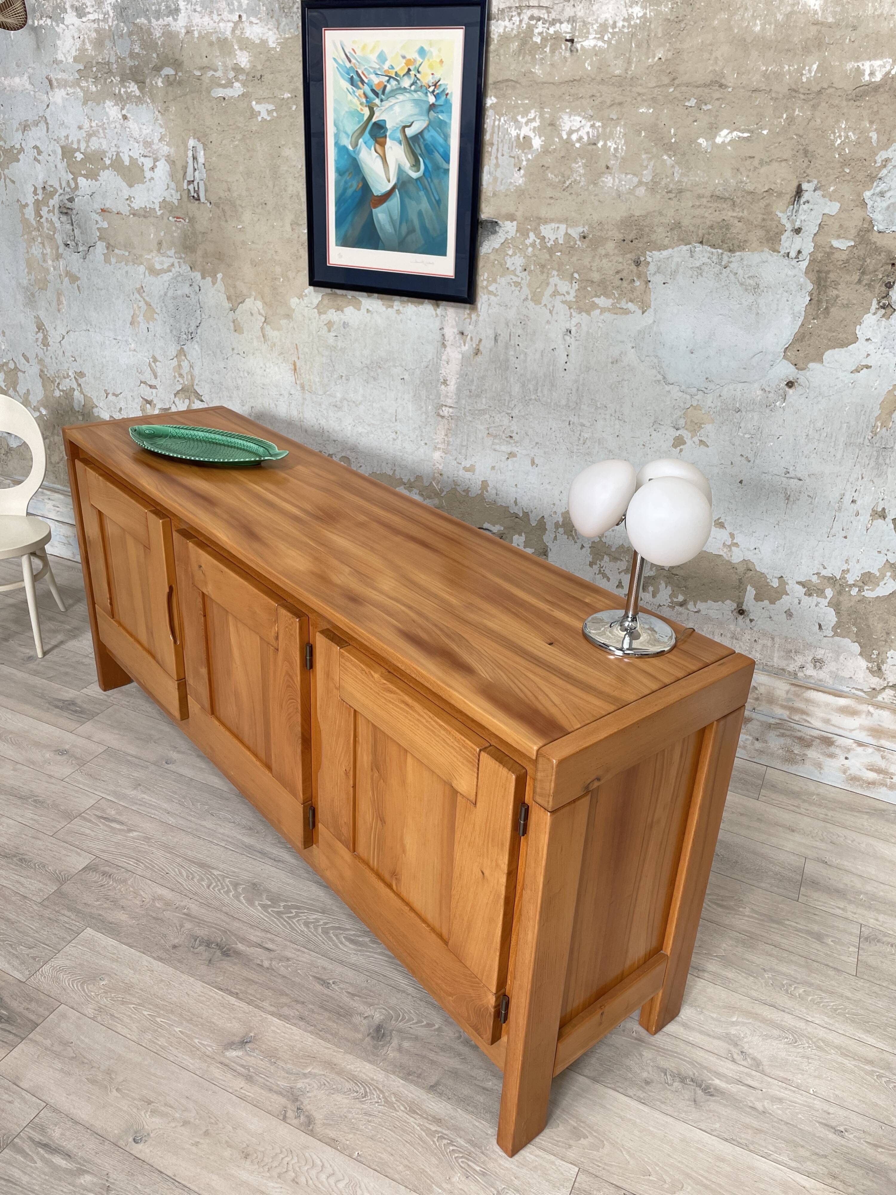 Enfilade en elme massif, REGAIN edition, circa 1980.