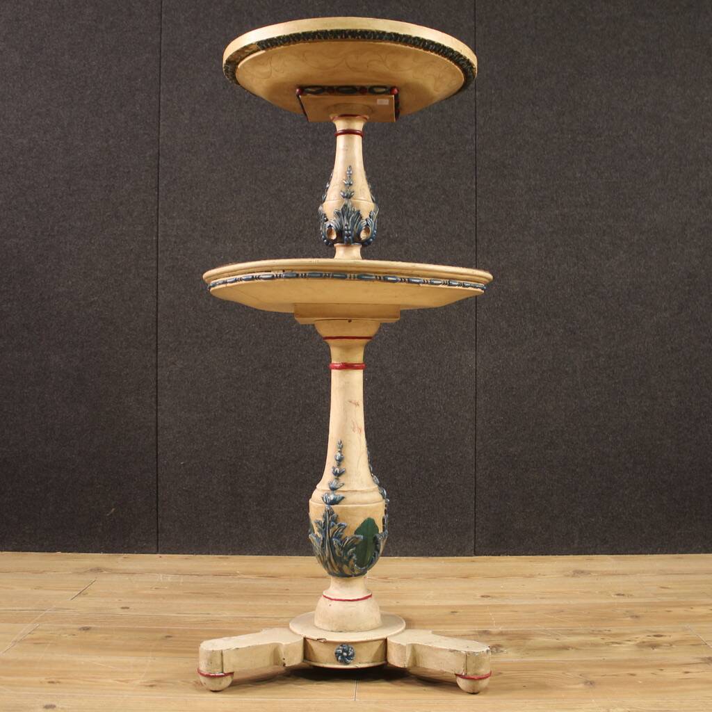 Lacquered wood Italian etagere from the first half of the 20th century