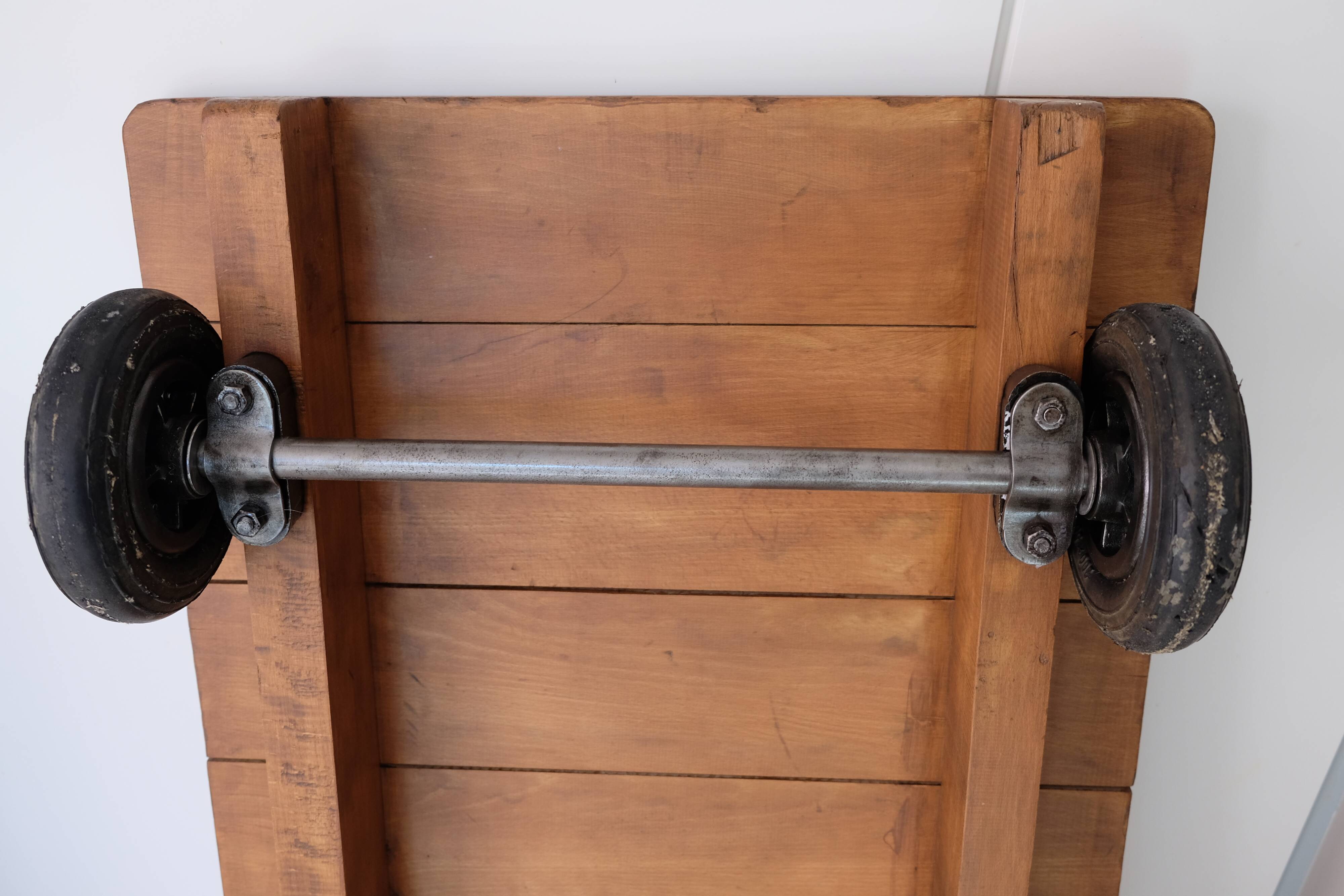 Industrial coffee table pallet on wheels